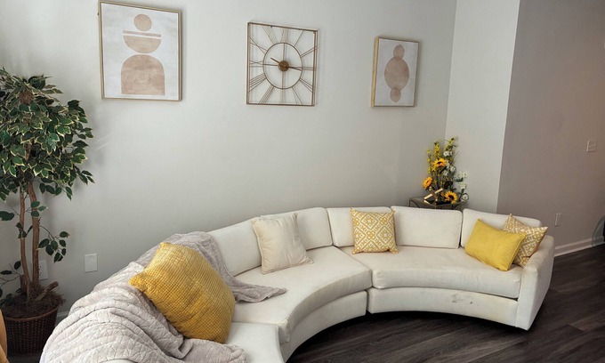 Atlanta Apartment | The Golden View Of Atlanta