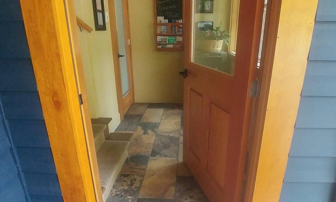 Regional District of Nanaimo Bed & Breakfast | The Grande Fir Room