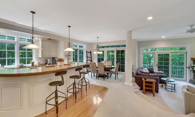Charlevoix House | The Grey Star