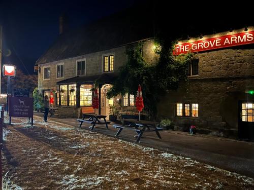 Ludwell Hotel | The Grove Arms