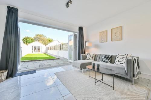 Heath House | The Grove by Tŷ SA