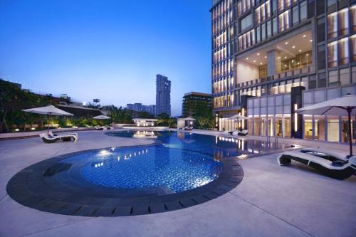 Karet Hotel | The Grove Suites by Grand Aston