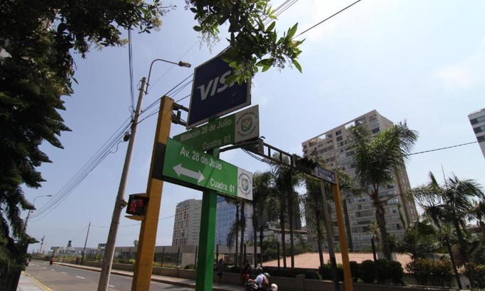 Petit Jean Ocharan Apartment | The Guest Home at the booming center of Miraflores