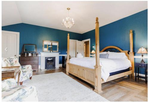 Middletown Hotel | The Hamilton Hoppin House