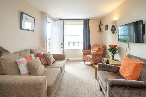 Aldeburgh House | The Haven at Coastguard Court - Aldeburgh Coastal Cottages