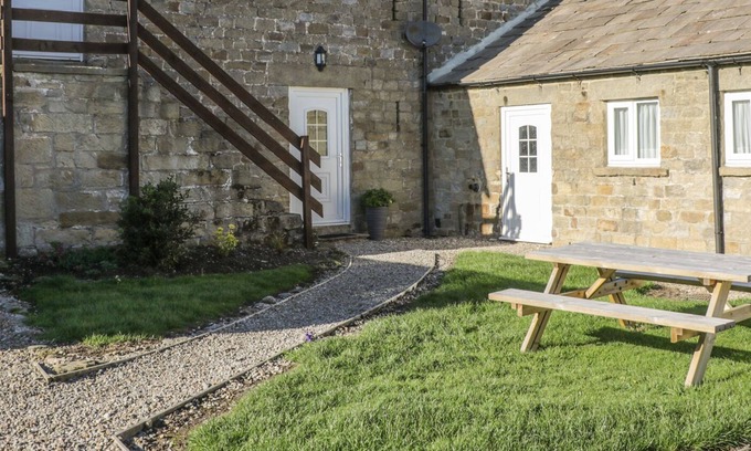 East Witton Cottage | THE HAYLOFT, pet friendly, character holiday cottage in Masham