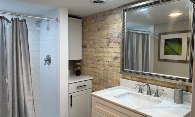 Preston Apartment | THE HEART OF PRESTON Vacation And Event Center