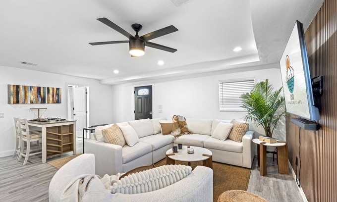 Sun Bay South House | The Hidden Gem - TIA, RJS, Amalie Arena, MacDill