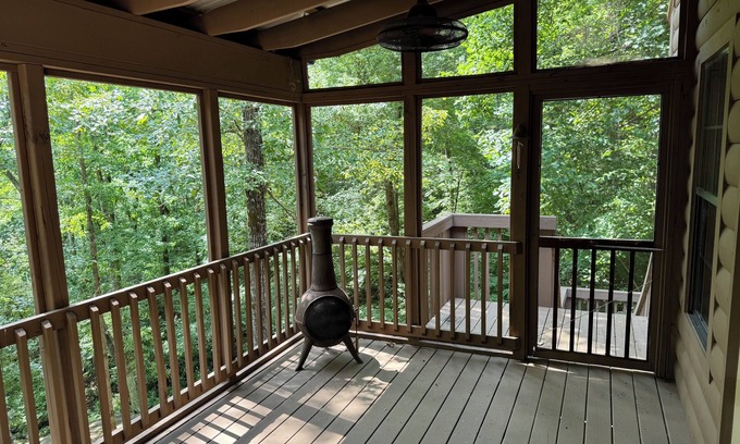 Delta Cabin | The Hidden Paradise. Rustic lake cabin located on the Big Tallapoosa River.
