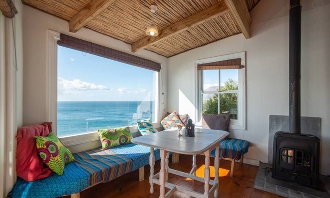 Fish Hoek House | The hide away cottage - coastal dream getaway!