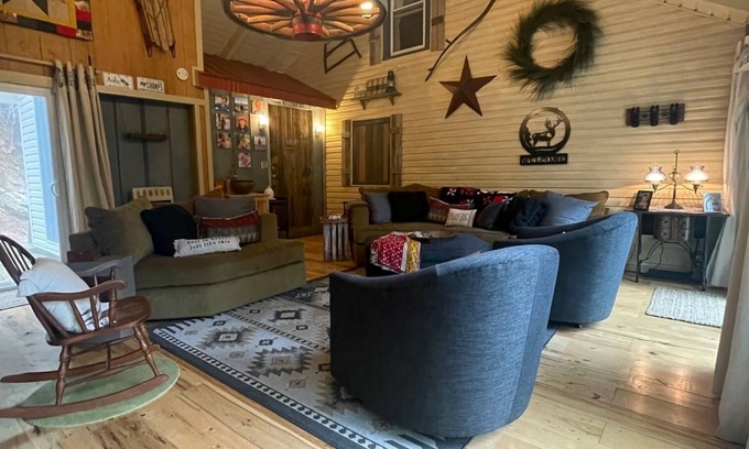 Creston Other | The Hideaway is a beautiful cottage on 50 acres with gorgeous views and hiking.