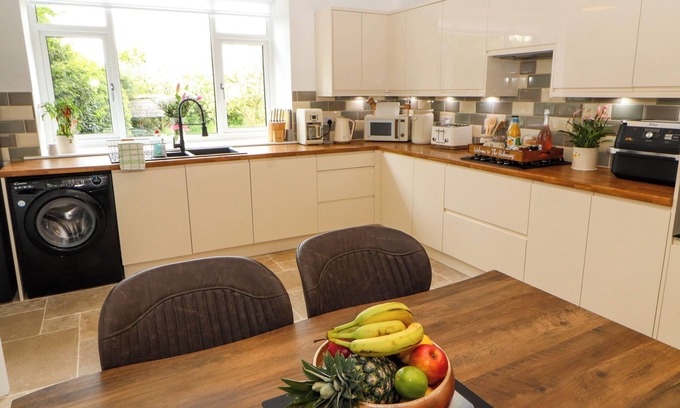 Waverton Cottage | The Hideaway @ Waverton Villa