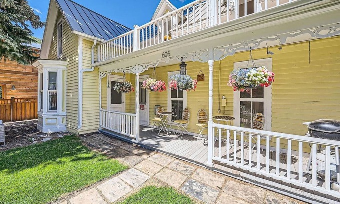 Historic District House | The Historic: A Victorian Dream!