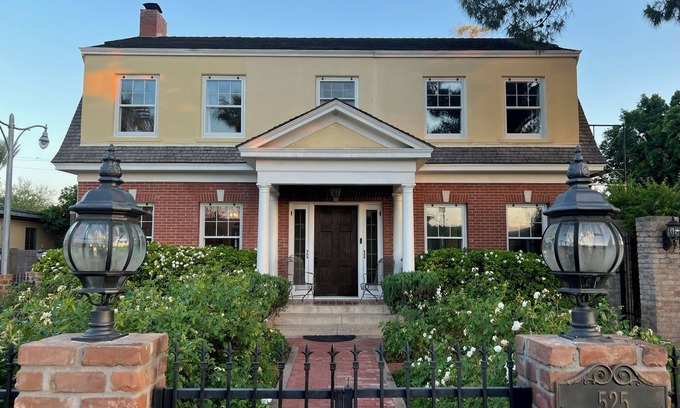 Roosevelt House | The Historic Harry J. Felch House - Prime Location