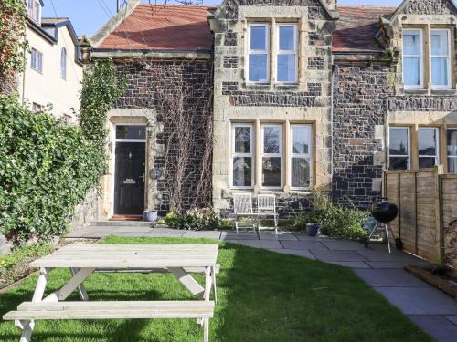 Bamburgh House | The Hollies