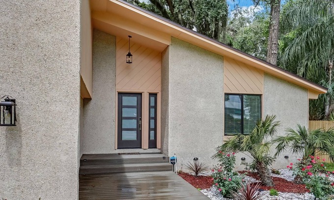 Neptune Beach House | The home has a brand new interior, as it was completely renovated adding ultra modern flare