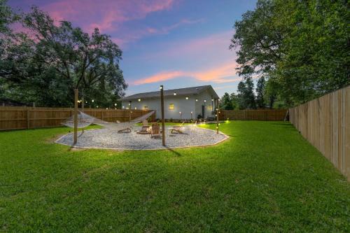Northeast Pensacola House | The Hosta Hangout - A Luxury Central Haven