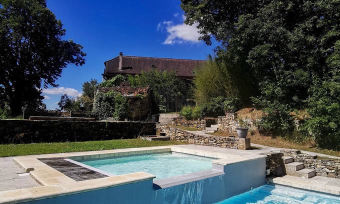 Lunan Cottage | The House of Celestine