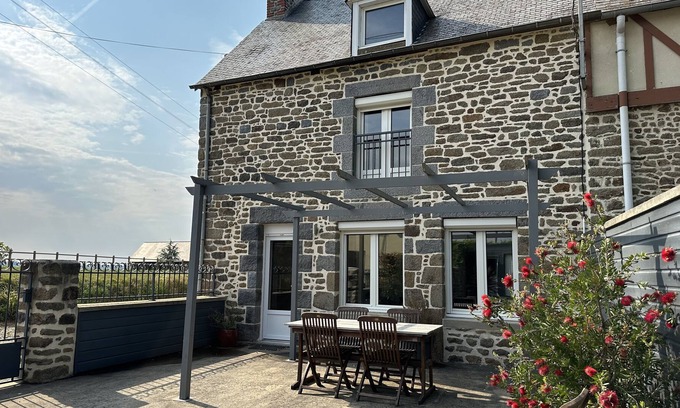 Miniac-Morvan House | The house of oak 3