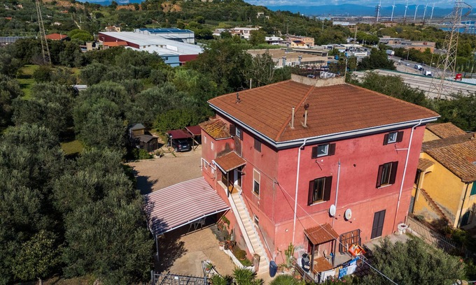 Piombino Apartment | "The House of Simba" in Piombino