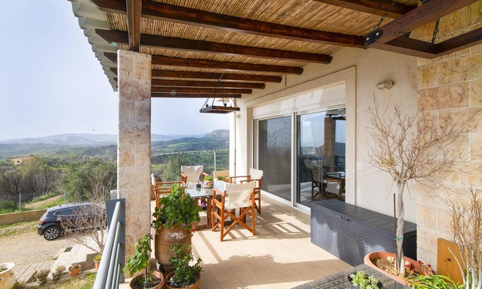 Archea Pissa House | The House Olympia