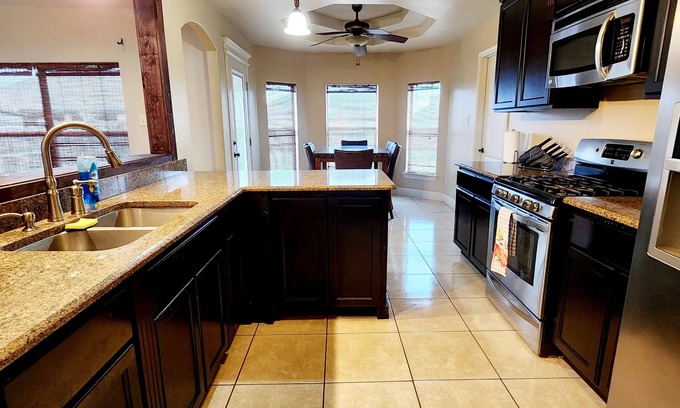 Eagle Pass House | The House on The Borough