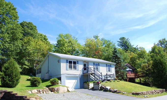 Hillcrest House | The Hut on Grandview in Lake Placid