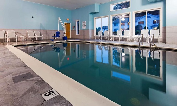 Mansfield Center Hotel | The Inn on Storrs