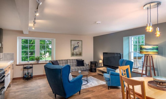 Glasgow Apartment | The Jaw Barn