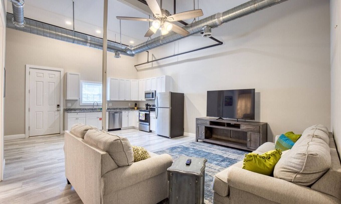 Biloxi Apartment | The Josette Room in Downtown Biloxi