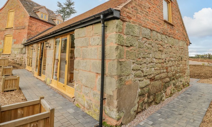 Shobdon Other | THE KEEPERS LODGE, romantic, character holiday cottage in Hartlebury