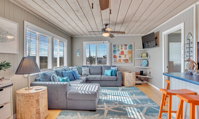 Shibui Sands House | The Kids' Inheritance | Pet Friendly, Near Beach!