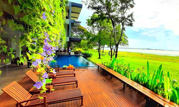 Anuradhapura Hotel | The Lake Forest Hotel