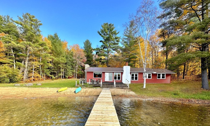 Mancelona House | The Lakeside Hideaway