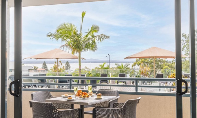 Nelson Bay Apartment | The Landmark 108, 61B Dowling St - air con, linen, pool, lift, views