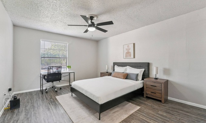 North Arlington Apartment | The Landry 107 | Spacious and Cozy 2 Bedroom 2bth
