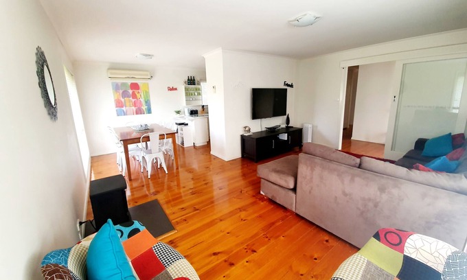 Point Lonsdale House | The Lazy Lizard at Lonnie
