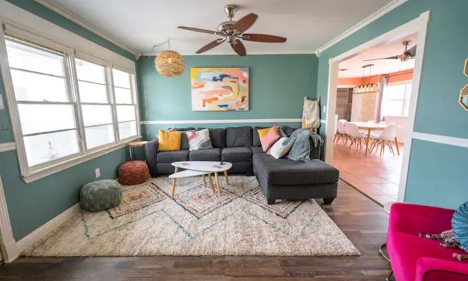 Bowie House | The “LBK Peach" 4/3 home near TTU & med dist.
