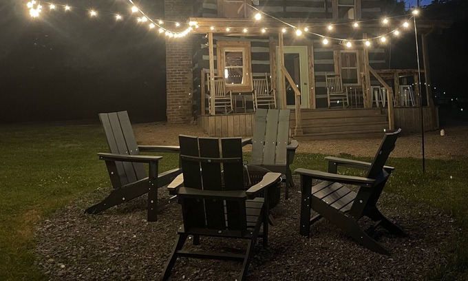 Dandridge Cabin | The Little Cabin on the peaceful lake cove! With a boat dock and fire pit!