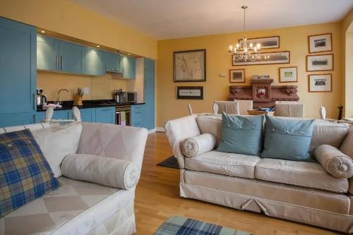 Moffat Apartment | The Livingstone Loch Ness OS9