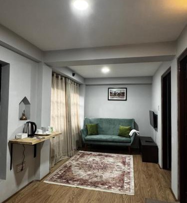 Bhaktapur House | the locals bhaktapur