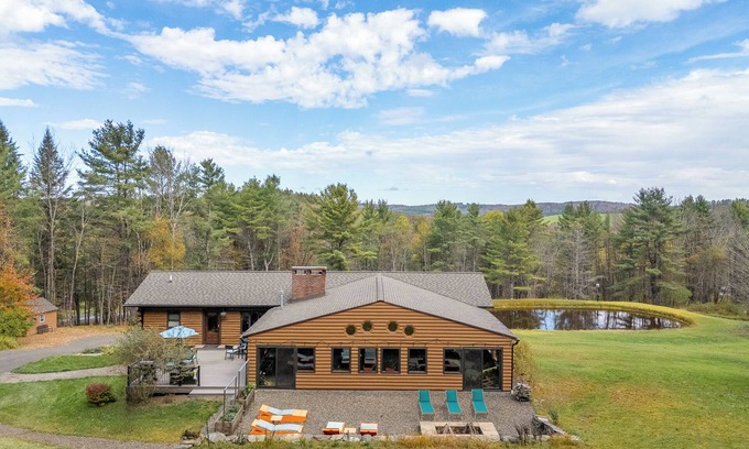West Oneonta Cabin | The Lodge At Fall Park With Heated Indoor Pool!
