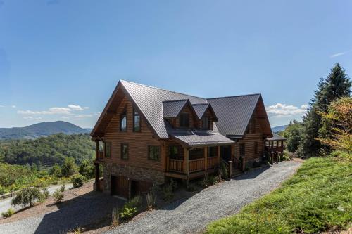 Boone Cabin | The Lodge
