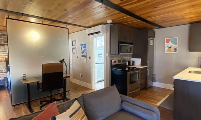 Inner Harbour Apartment | The Lofts #3 Cozy Downtown Studio Getaway