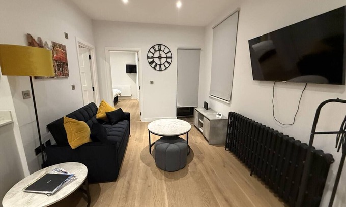 Parsons Green and Walham Apartment | The London Hideaway | Fulham