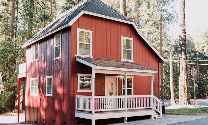 Long Barn Cabin | The Long Barn Lodge - Luxury Cabin K