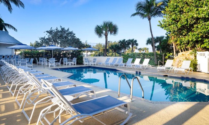 Hutchinson Island South Hotel | The Lucie