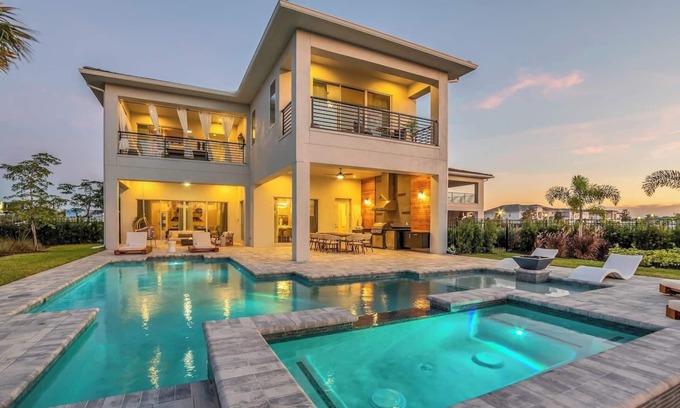 West Kissimmee Villa | The Luxurious Bear's Den Estate-TB009