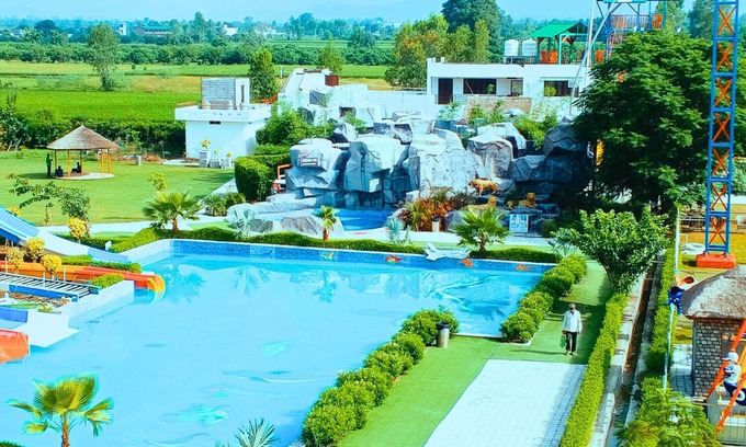 Bail Parao Hotel | The Maasai Mara Resort Water and Adventure Park Corbett