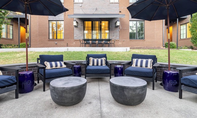 Germantown Apartment | The Magnolia #4 by AvantStay | Germantown, Balcony